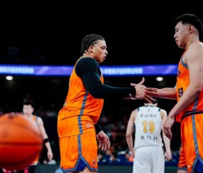 九游官网-全明星首发，上海男篮不配？